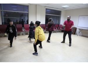 Geleceğin Tiyatrocuları Yetişiyor