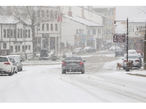 Karabük’te Etkili Kar Yağışı