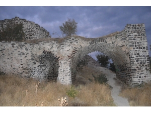 Tarihi Niksar Kalesi 2020 Yılı Yatırım Programına Alındı