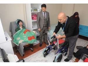 Engelli Vatandaşın Tekerlekli Sandalye Sevinci