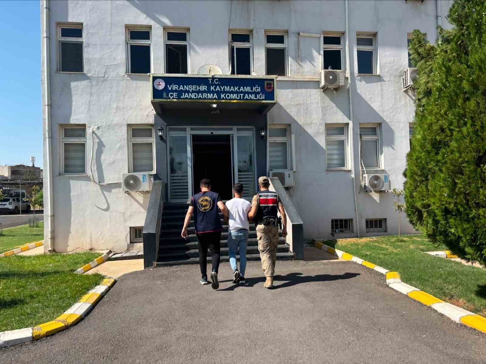 sanliurfa-da-7-yil-kesinlesmis-hapis-cezasi-bulunan-hirsiz-yakalandi