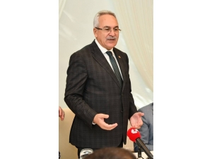 Ak Parti Antalya Milletvekili Aydın Ve Eşi Trafik Kazası Geçirdi