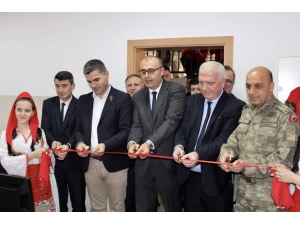 Mehmetçik’ten Kosova’da Eğitim Projesi