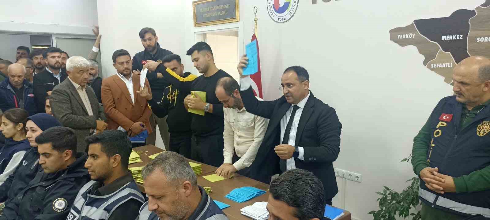 yozgat-ticaret-borsasi-nda-sandiktan-yakup-bulut-cikti