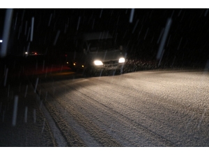 Zonguldak’ta Aniden Bastıran Kar Hayatı Olumsuz Etkiledi