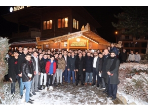 Başkan Arı, İmam Hatipli Gençlerle Buluştu