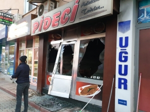 Buzdolabı Bomba Gibi Patladı