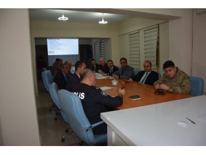 Güroymak’ta ‘Bağımlılıkla Mücadele Değerlendirme Toplantısı’ Yapıldı