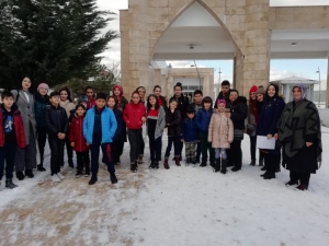 Mamaklı Öğrencilerden Anlamlı Ziyaret