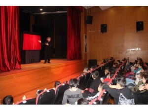 Çankayalı Çocuklar Karagöz’le Buluştu