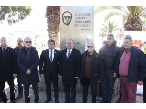 Mersinli Gazeteciler Uğur Mumcu’yu Andı