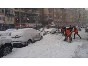 Hakkari’de Kar Esareti