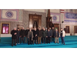 Van Sdi Üyeleri Sabah Namazında Bir Araya Geldi