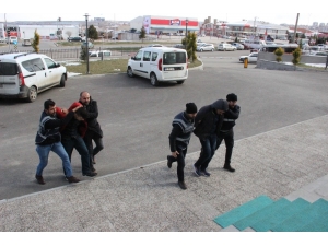 Karaman Polisi, Telefon Dolandırıcısı 3 Kişiyi Kıskıvrak Yakaladı
