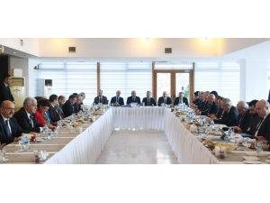 Ahmet Erbaş: "Kütahya’ya Sivil Havacılık Okulu Açılsın"