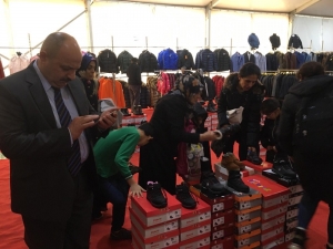 İndirim Çadırında Örnek Davranış