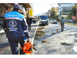 Alanya’da Fırtına Sonrası Temizlik