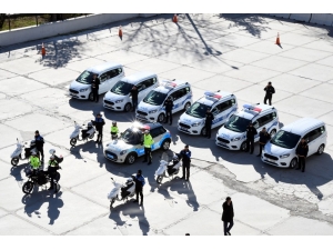 Yeni Polis Araçları Törenle Hizmete Girdi
