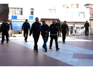 Dini Nikahlı Eşini Av Tüfeğiyle Öldüren Zanlı Adliyeye Sevk Edildi