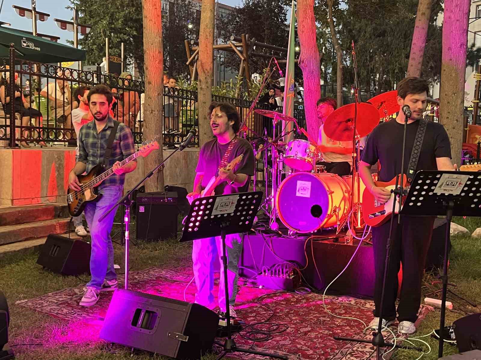 gaziosmanpasa-da-erkin-koray-vefatinin-ucuncu-yilinda-anildi