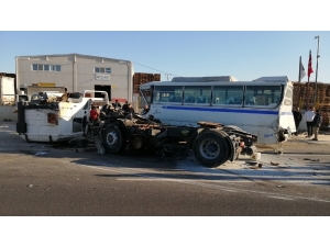 İşçi Servisi Kaza Yaptı: 10 Yaralı