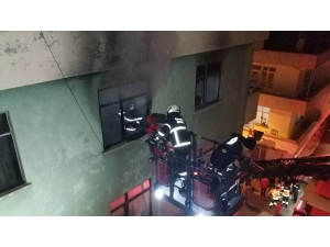 Gündüz Parkta Yangın Çıkarttı, Akşam Da Evini Yaktı