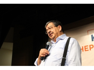 Hayati İnanç Sultangazililerle Buluştu