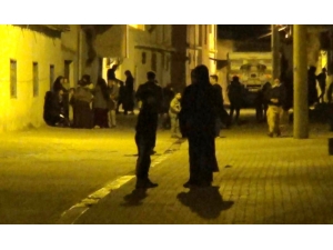 Deprem Sınır İlçesi Akçakale’de Halkı Sokaklara Döktü