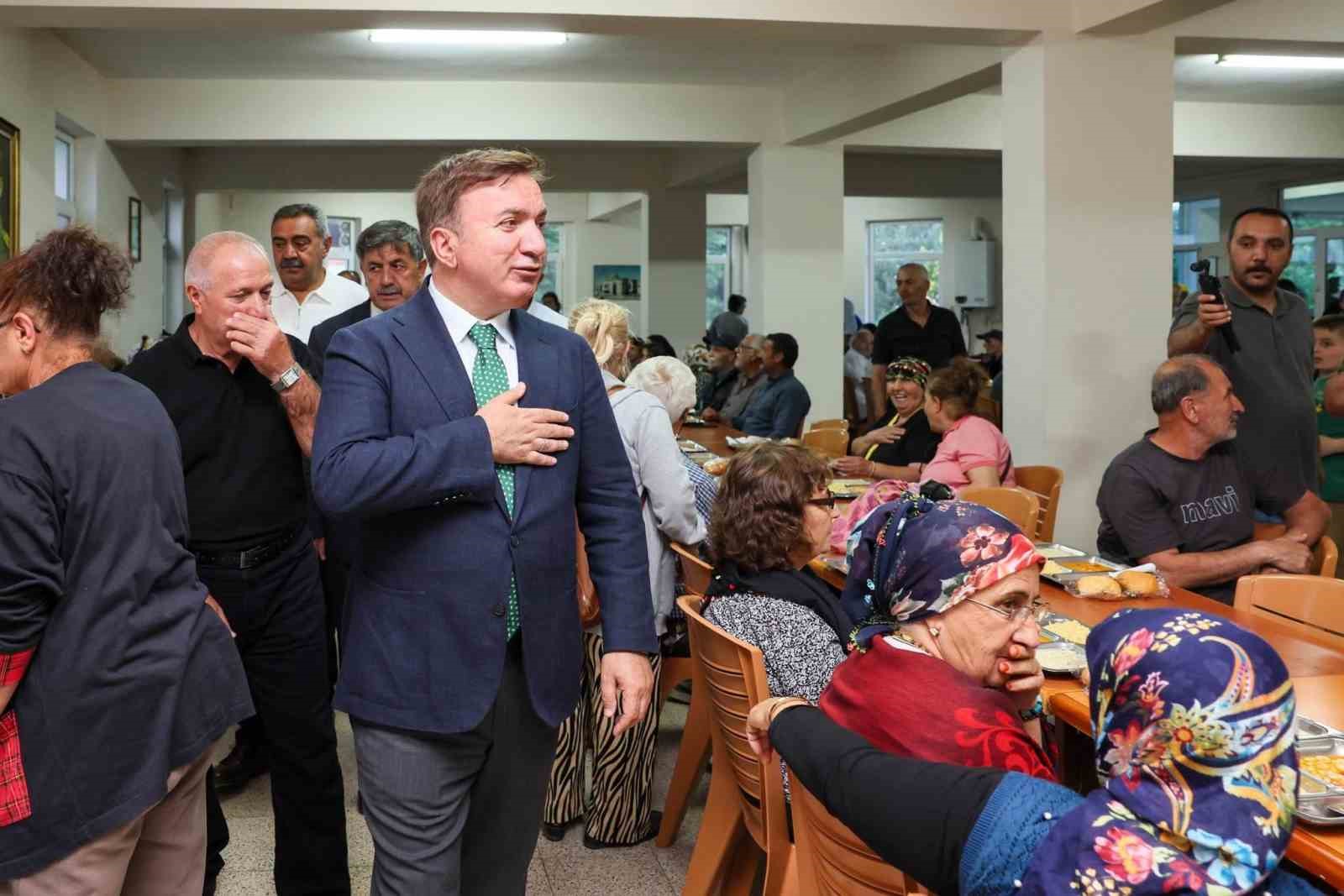 erzincan-da-muharrem-ayi-birlik-ve-kardeslik-sofrasinda-idrak-edildi
