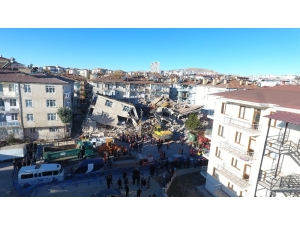 Enkaz Alanı Havadan Görüntülendi