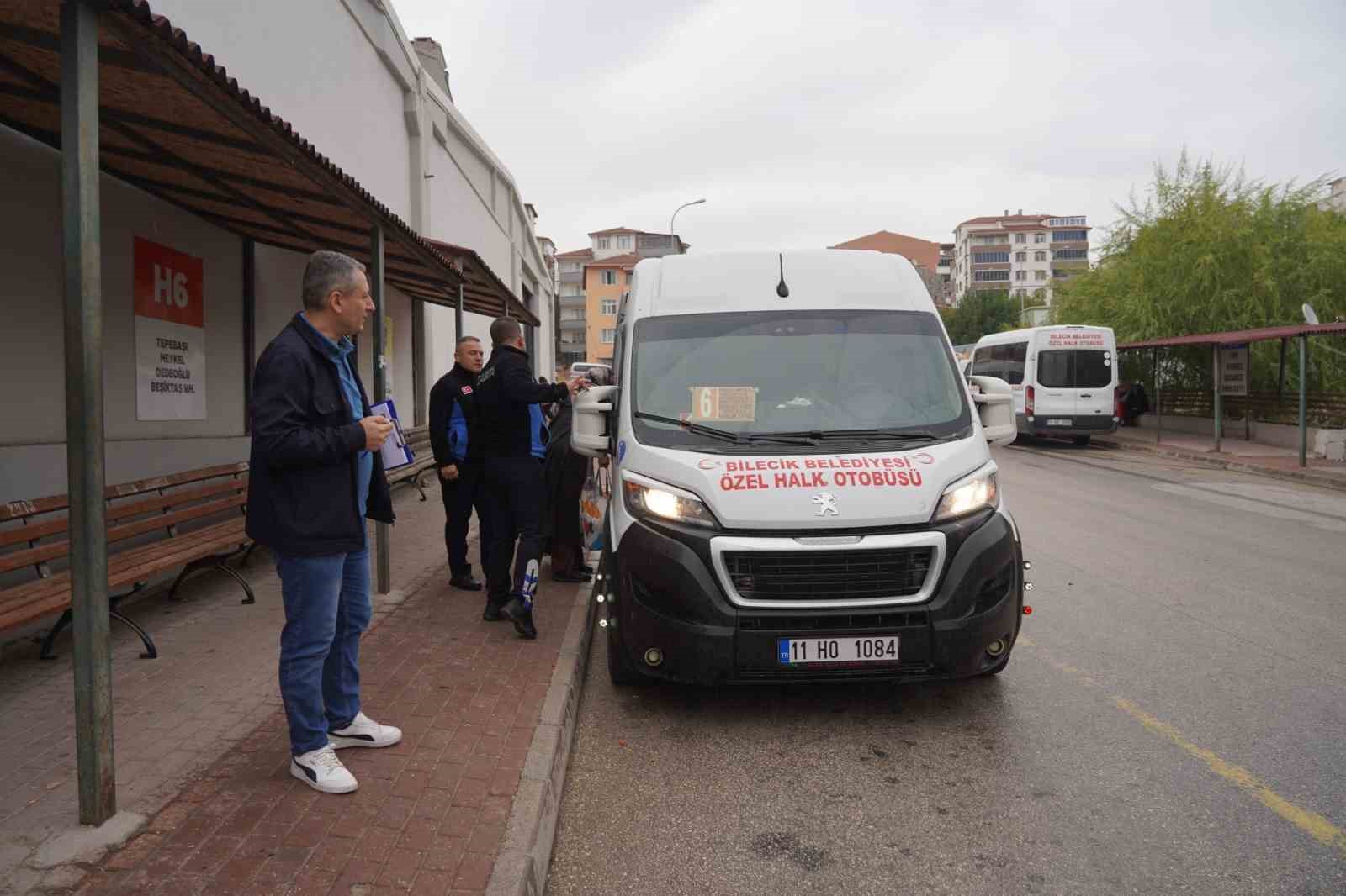 bilecik-belediyesinden-anneler-ve-ogrenciler-icin-ulasim-karti-destegi