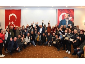 Kupaları Başkan Uysal Verdi