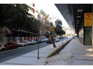 Gürsel Aksel Stadyumu’nun Çevresi Yenilendi