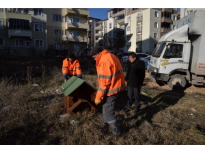 Sokak Hayvanları İçin Yapılan Kulübeleri Uygun Alanlara Bırakıldı