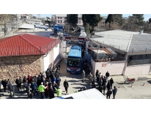 Depremde Hasar Gören Cezaevi Boşaltılıyor