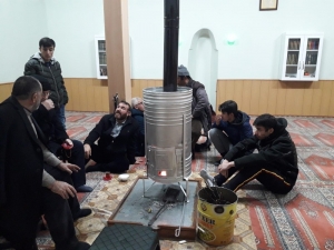 Muhtar Yiğit, Depremden Korkup Evlerine Giremeyenleri Camilere Davet Etti