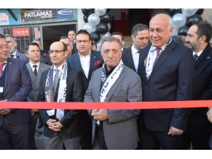 Ahmet Nur Çebi: "Beşiktaş İçin En Doğru Kararı Vereceğiz"