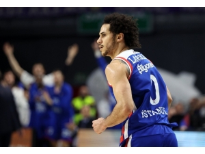 Shane Larkin Durdurulamıyor, Yine Haftanın Mvp’si