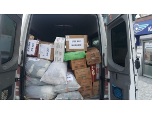 Hakkari Lise Bjk’den Elazığ’a Yardım Eli