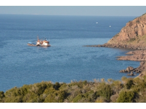 Çanakkale’de Gırgır Teknesi Karaya Oturdu