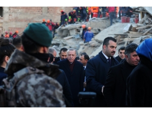 Cumhurbaşkanı Erdoğan Deprem Bölgesinde