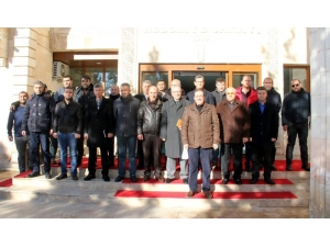 Midyat’ta Depremzedelere Yardım Seferberliği