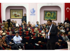 Yazar Hayati İnanç, Depremzedeler İçin Dua Ve Yardım Çağrısı Yaptı