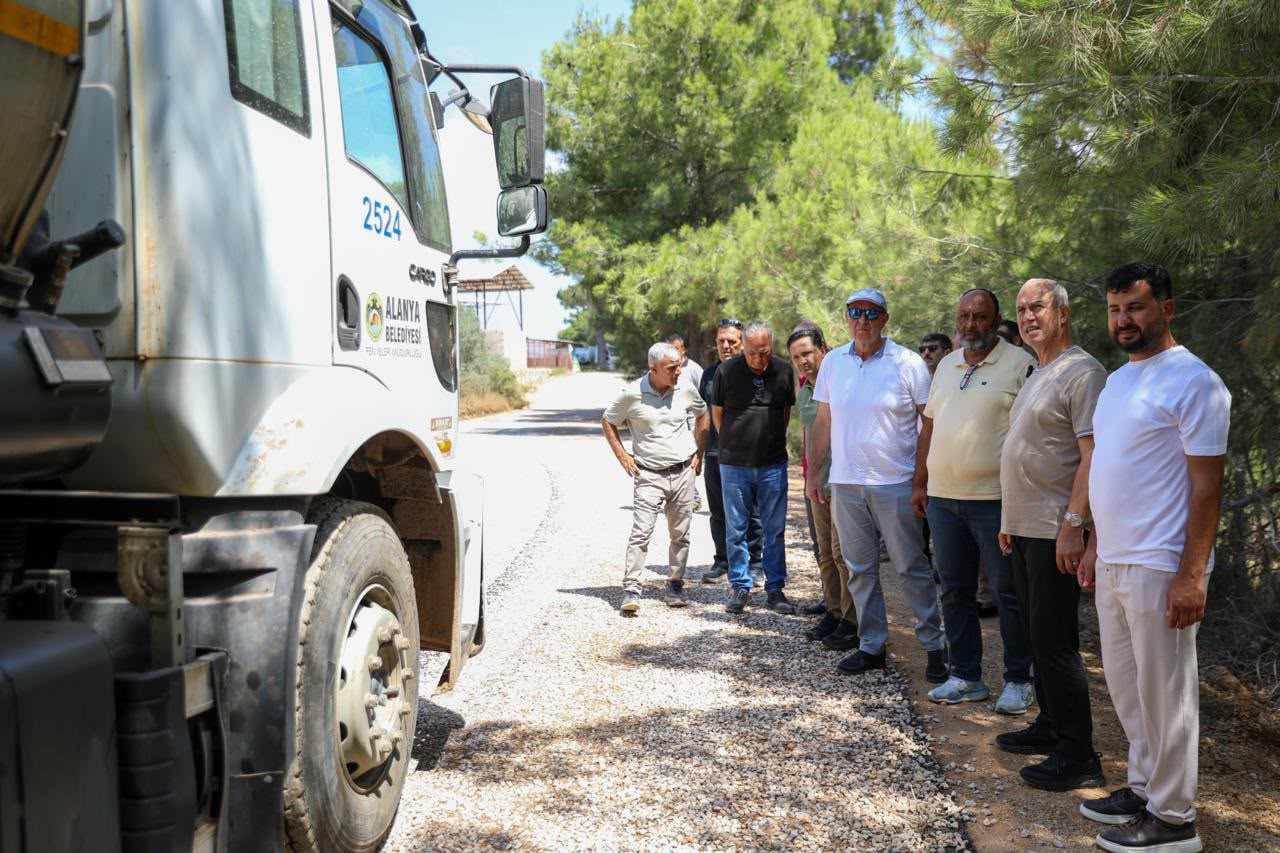 baskan-ozcelik-calismalarin-her-asamasini-yakindan-takip-ediyoruz