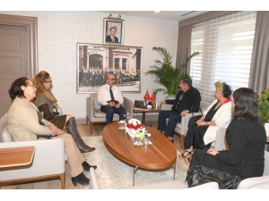 Vali Demirtaş: "Hayvan Dostlarımız İçin Yapabileceğimiz Çok Şey Var"