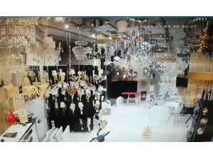 Elazığ Depreminin Şiddetini Gösteren En Net Görüntüler