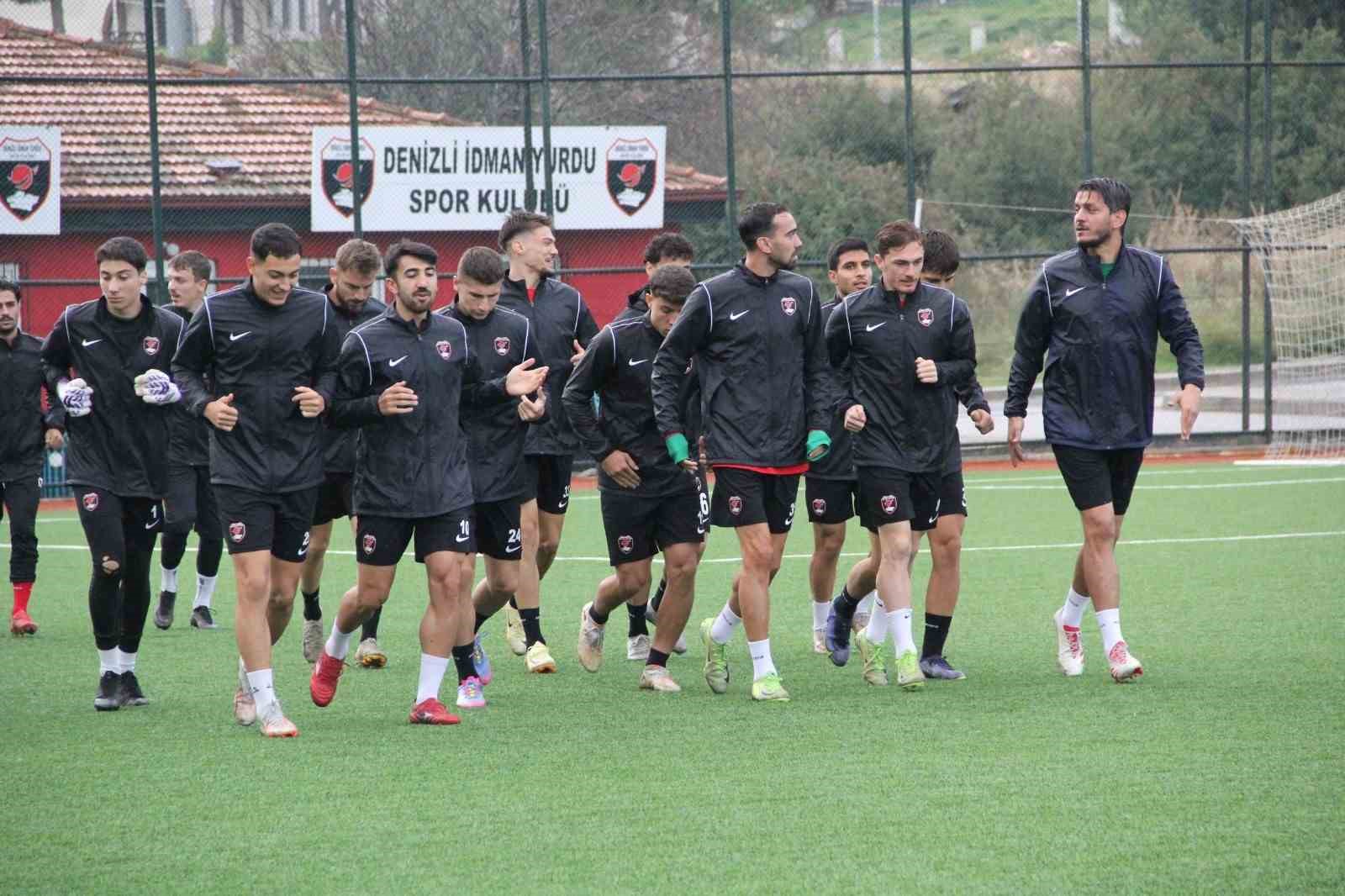 denizli-idman-yurdu-nda-transfer-yasagi-kapida