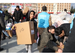 1999 Depremini Yaşayan Sakarya Halkından Deprem Bölgesine Destek