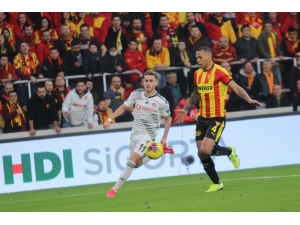 Süper Lig: Göztepe: 2 - Beşiktaş: 1 (Maç Sonucu)