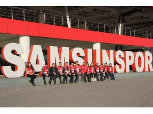 Taraftar Grupları Ve Kızılay’dan Depremzedeler İçin Yardım